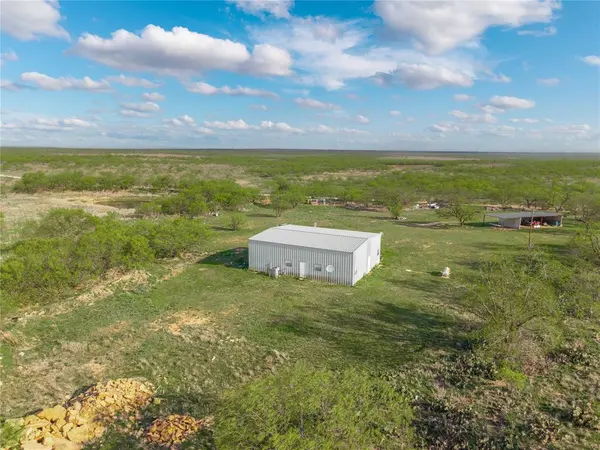 401 County Road 498, Goldsboro, TX 79519