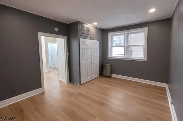 343 3rd Ave, Newark City, NJ 07107