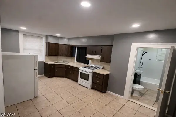 343 3rd Ave, Newark City, NJ 07107