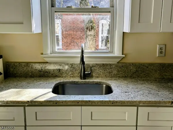 622 Ringwood Ave, Wanaque Boro, NJ 07465