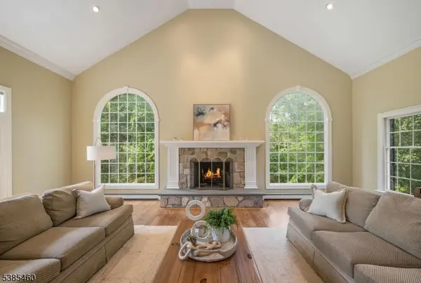 193 Pulis Ave, Franklin Lakes Boro, NJ 07417