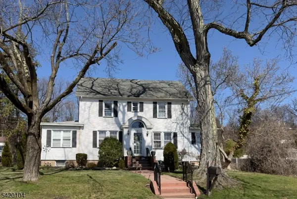 91 Minnisink Rd, Totowa Boro, NJ 07512