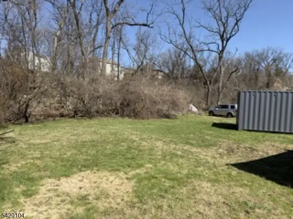 91 Minnisink Rd, Totowa Boro, NJ 07512