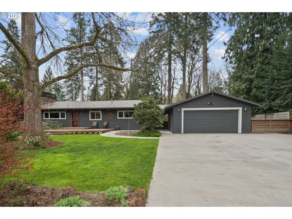 19022 OLD RIVER DR, West Linn, OR 97068