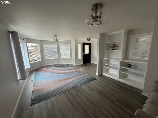 13505 NE 5TH CT, Vancouver, WA 98685