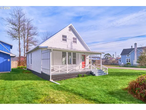 4302 L PL, Seaview, WA 98644