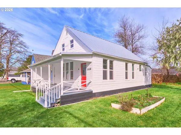 4302 L PL, Seaview, WA 98644