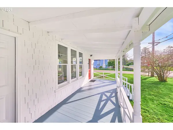 4302 L PL, Seaview, WA 98644