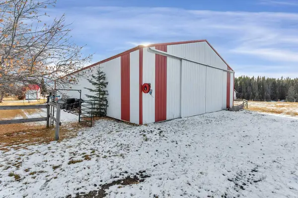 31442 Range Road 45, Rural Mountain View County, AB T0M 1X0