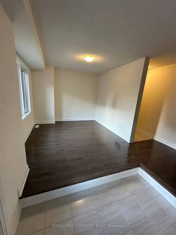 523 Danks Ridge DR, Ajax, ON L1S 0H3