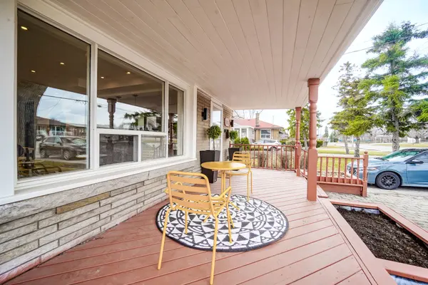 1083 Pharmacy AVE, Toronto E04, ON M1R 2H2