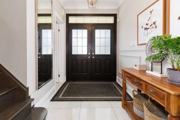 35 Bright Land DR, Vaughan, ON L4H 4J2