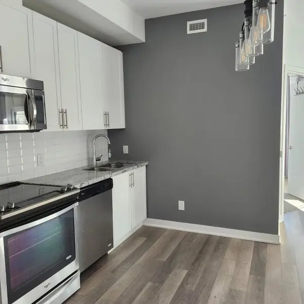 40 Horseshoe BLVD #305, Oro-medonte, ON L4M 4Y8