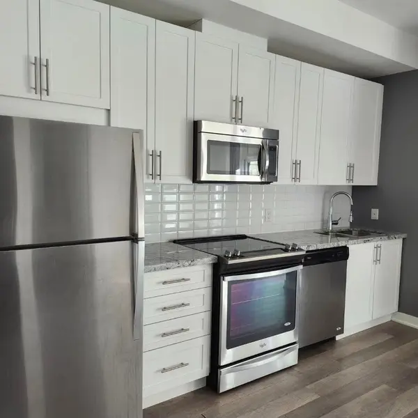 40 Horseshoe BLVD #305, Oro-medonte, ON L4M 4Y8