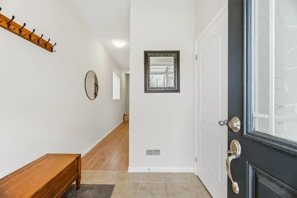 33 Birchfield CRES, Caledon, ON L7C 3P5