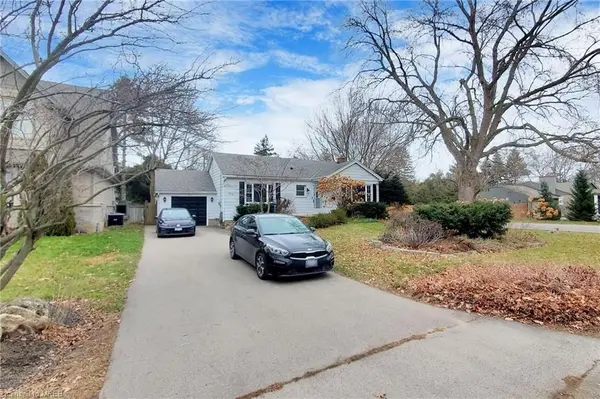 925 Kingsway DR #Basement, Burlington, ON K7T 3J1