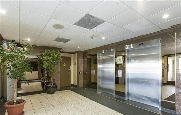 Address not disclosed, Toronto W10, ON M9V 5E3