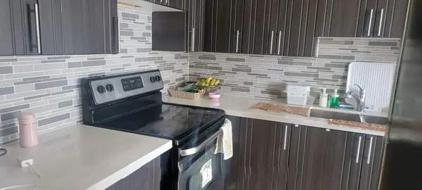 Address not disclosed, Toronto W10, ON M9V 5E3