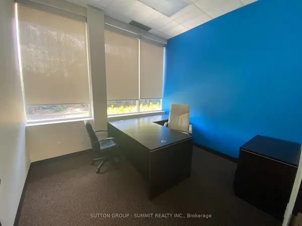 2865 Bristol CIR #Suite 108, Oakville, ON L6H 6X5