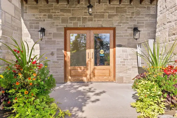 94 Francis ST W #301, Kawartha Lakes, ON K0M 1N0