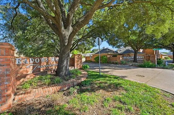 6216 Sea Meadow Drive, Fort Worth, TX 76132