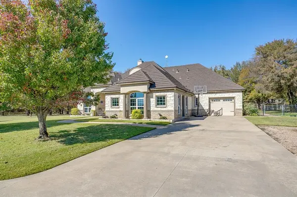 12801 County Rd 1117, Cleburne, TX 76033