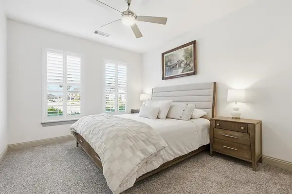 11713 Slumber Falls Drive, Flower Mound, TX 76226