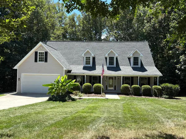 21 Hunters Mill LN, Evington, VA 24550