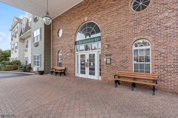 4 Richmond Road Suite 215 #215, West Milford Twp., NJ 07480