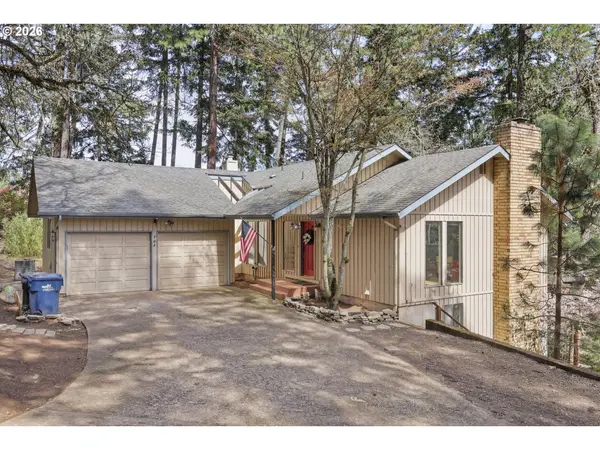 784 BROOKSIDE DR, Eugene, OR 97405