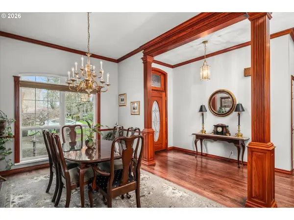 1424 WIMBLEDON PL, Springfield, OR 97477