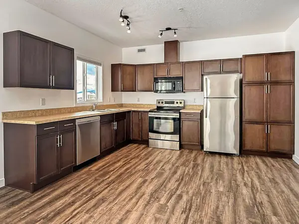 160 Moberly RD #111, Grande Cache, AB T0E 0Y0