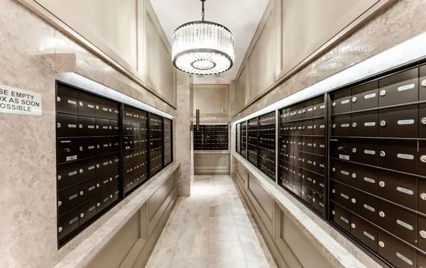 155 Yorkville AVE #2120, Toronto C02, ON M5R 1C4