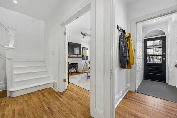 66 Coady AVE, Toronto E01, ON M4M 2Y8