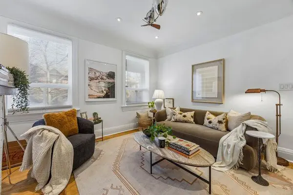 66 Coady AVE, Toronto E01, ON M4M 2Y8