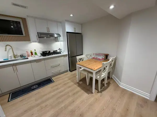 6 Ridware CRES, Toronto E10, ON M1C 3S2