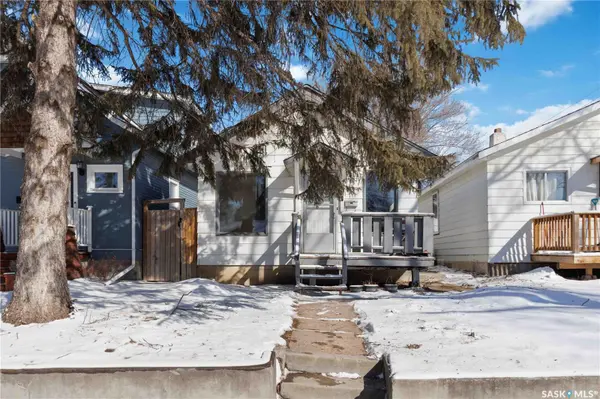527 6th STREET E,  Saskatoon,  SK S7H 1B9