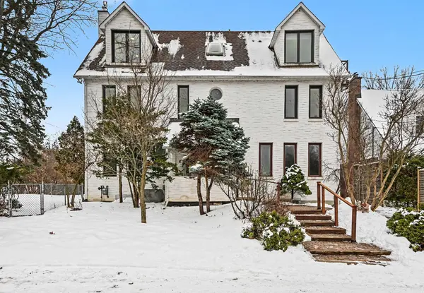 60 Pontiac ST, Tunneys Pasture And Ottawa West, ON K1Y 2K1