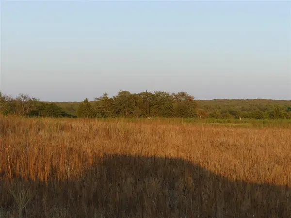 251 Pondview Lane, Nocona, TX 76255