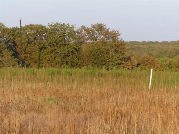 251 Pondview Lane, Nocona, TX 76255