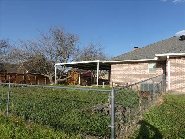 606 W Mulberry Street, Decatur, TX 76234