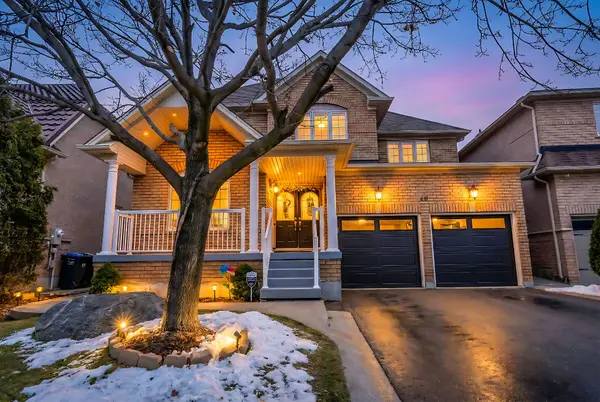 45 Heatherdale DR, Brampton, ON L7A 2H4