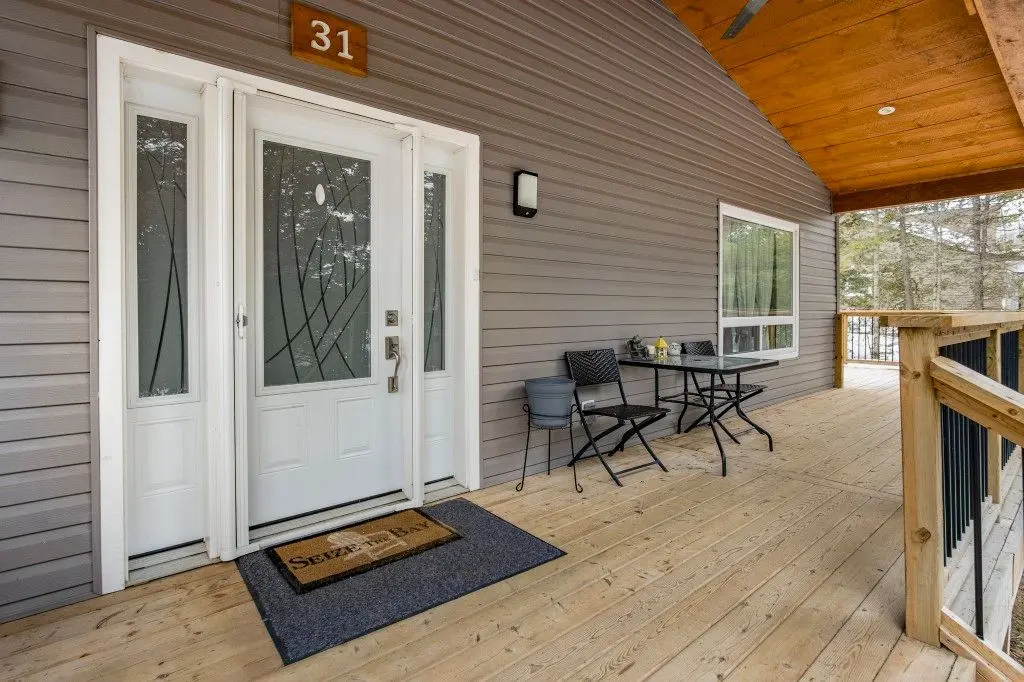 31 Earldom BLVD, Tay, ON L0K 1R0