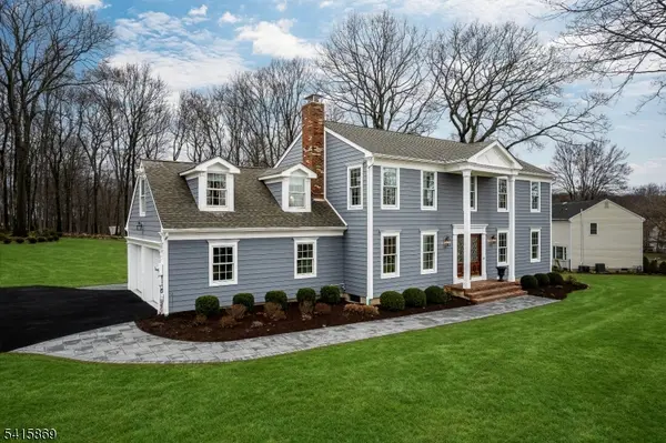 3 Kerry Pl, Mount Olive Twp., NJ 07836