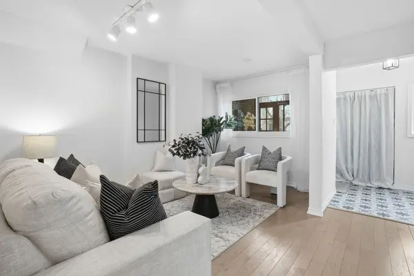 50 Silverbell GRV #26, Toronto E11, ON M1B 2L7