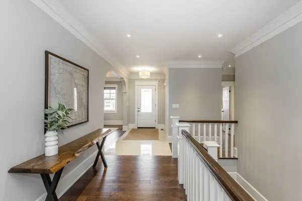 93 Stanley ST, Collingwood, ON L9Y 0G3