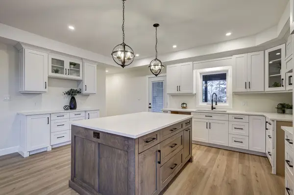 56081 Maverick CT, Bayham, ON N0J 1Y0