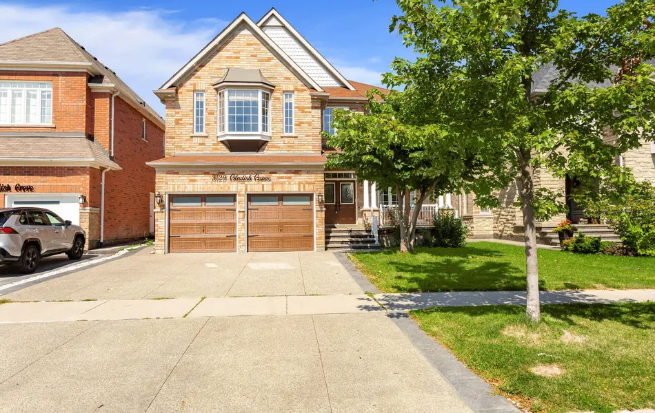 3129 Gladish GRV, Mississauga, ON L5M 0C3