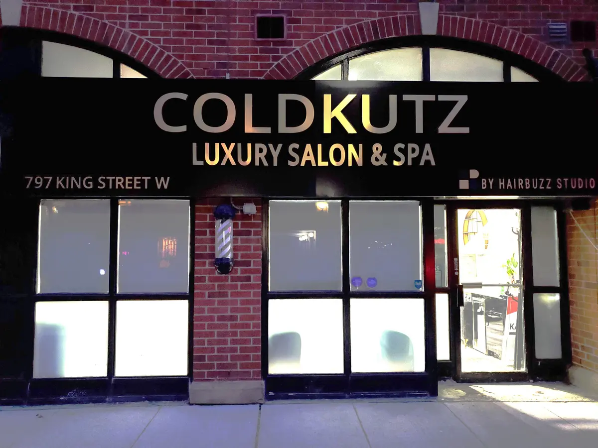 797 King ST W, Toronto C01, ON M5V 1N4