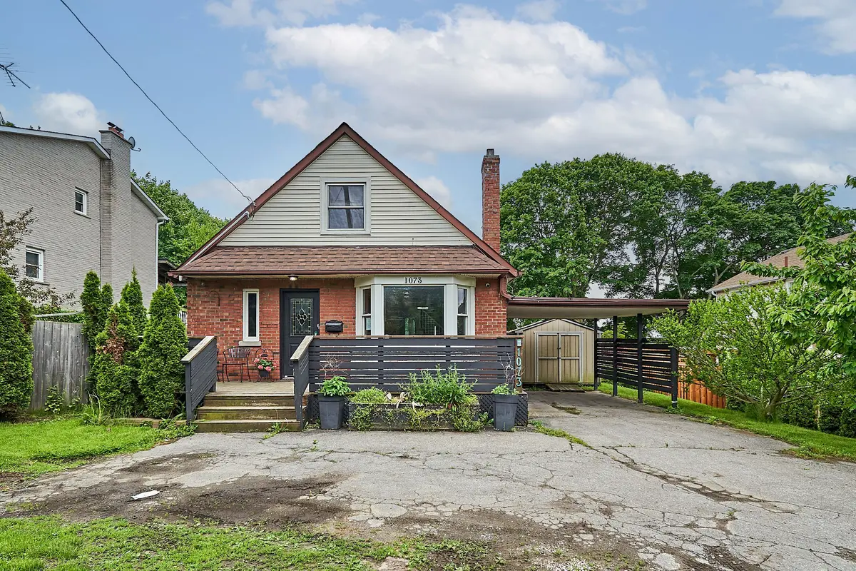 1073 King ST E, Oshawa, ON L1H 1H6